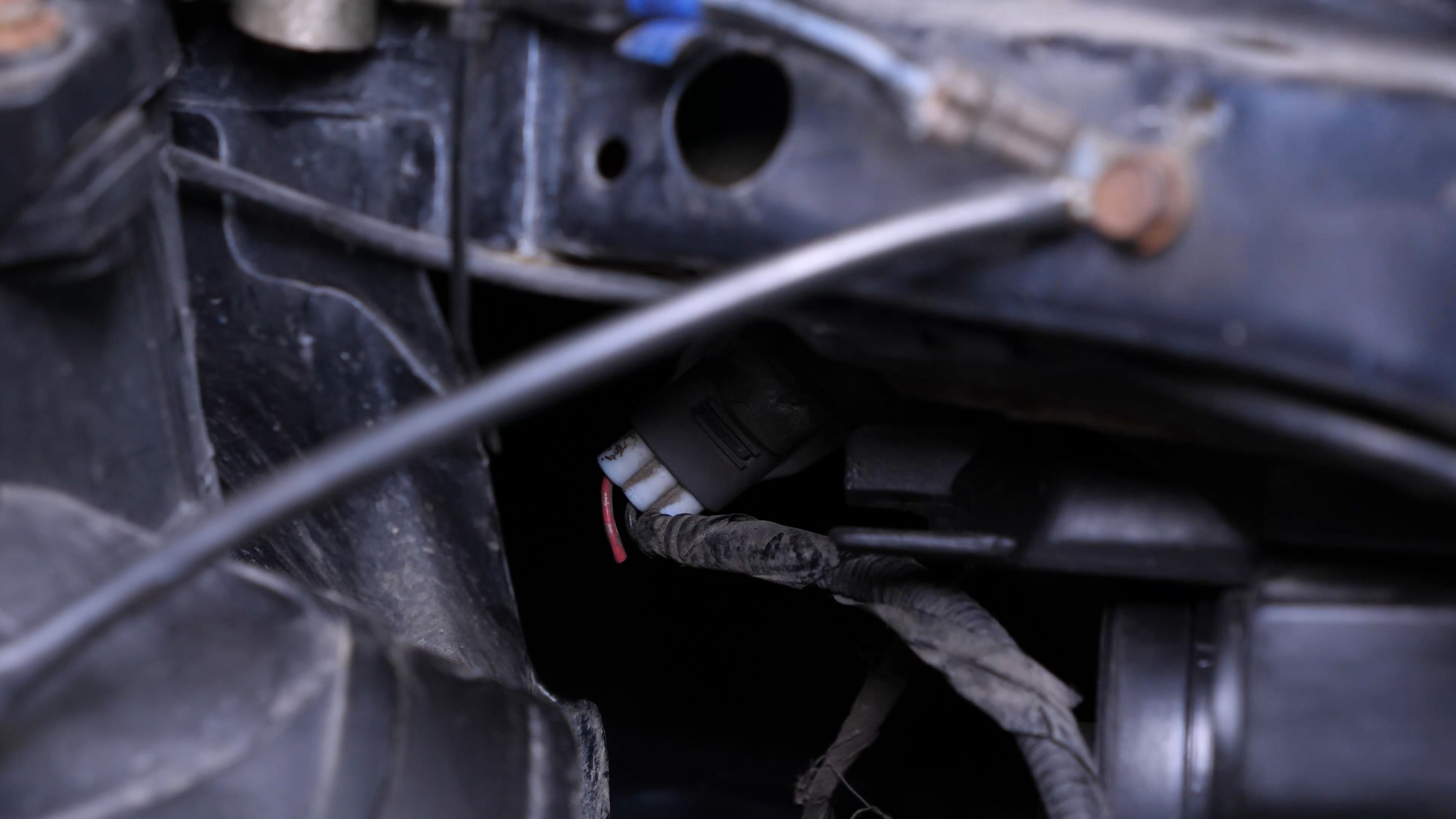 Replace turn signal bulb