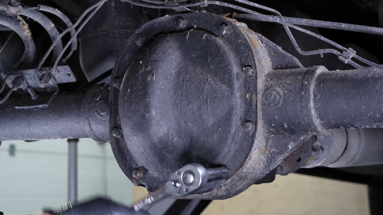 Bleed the differential fluid