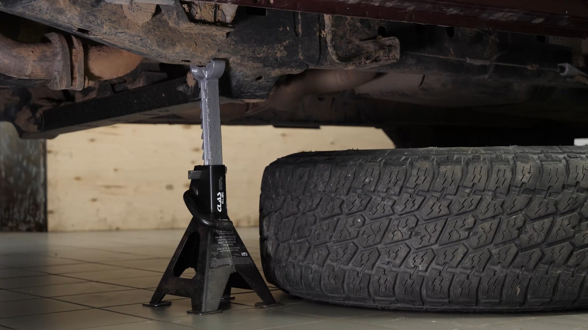 Lift the vehicle