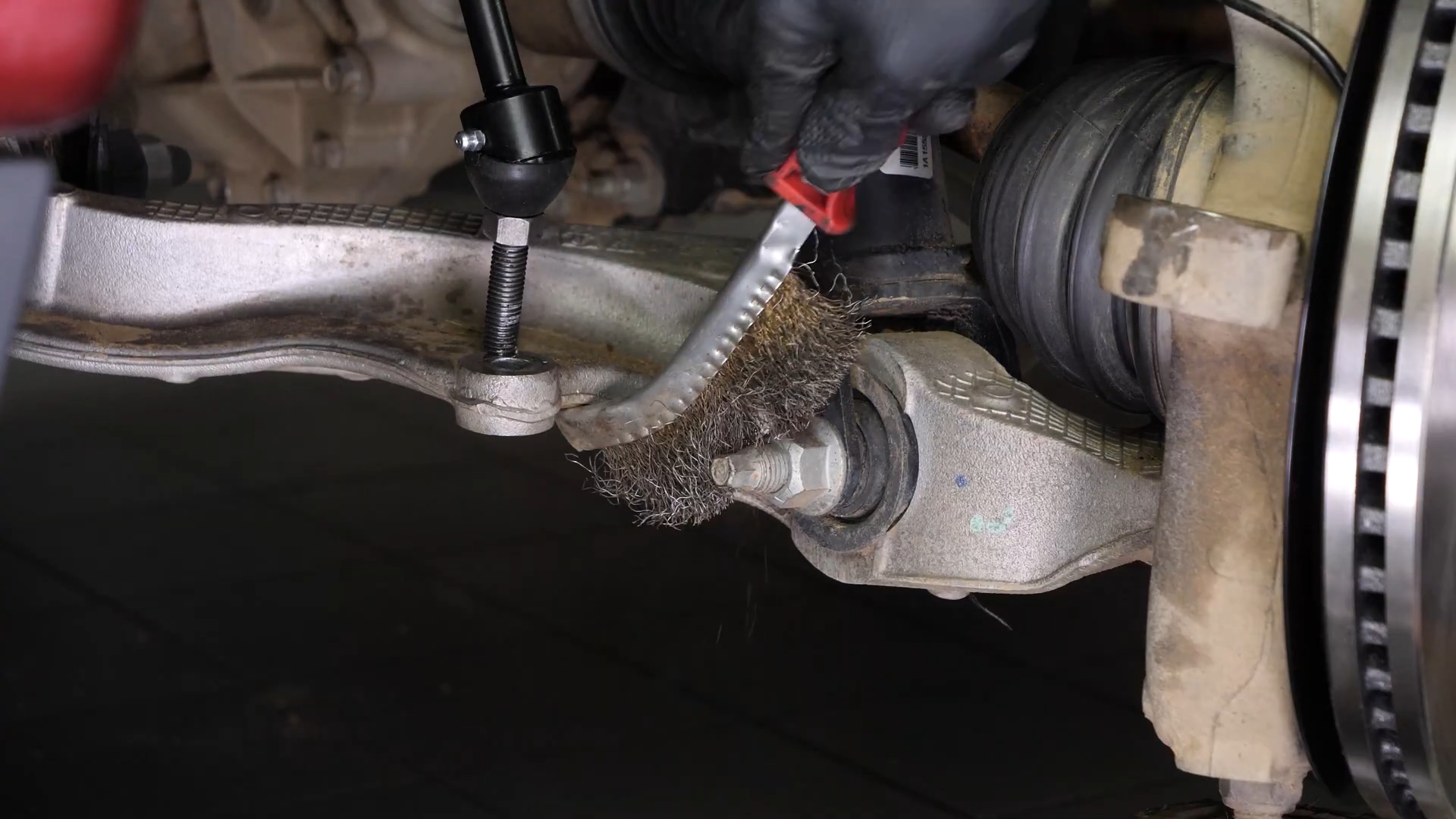 Remove the strut