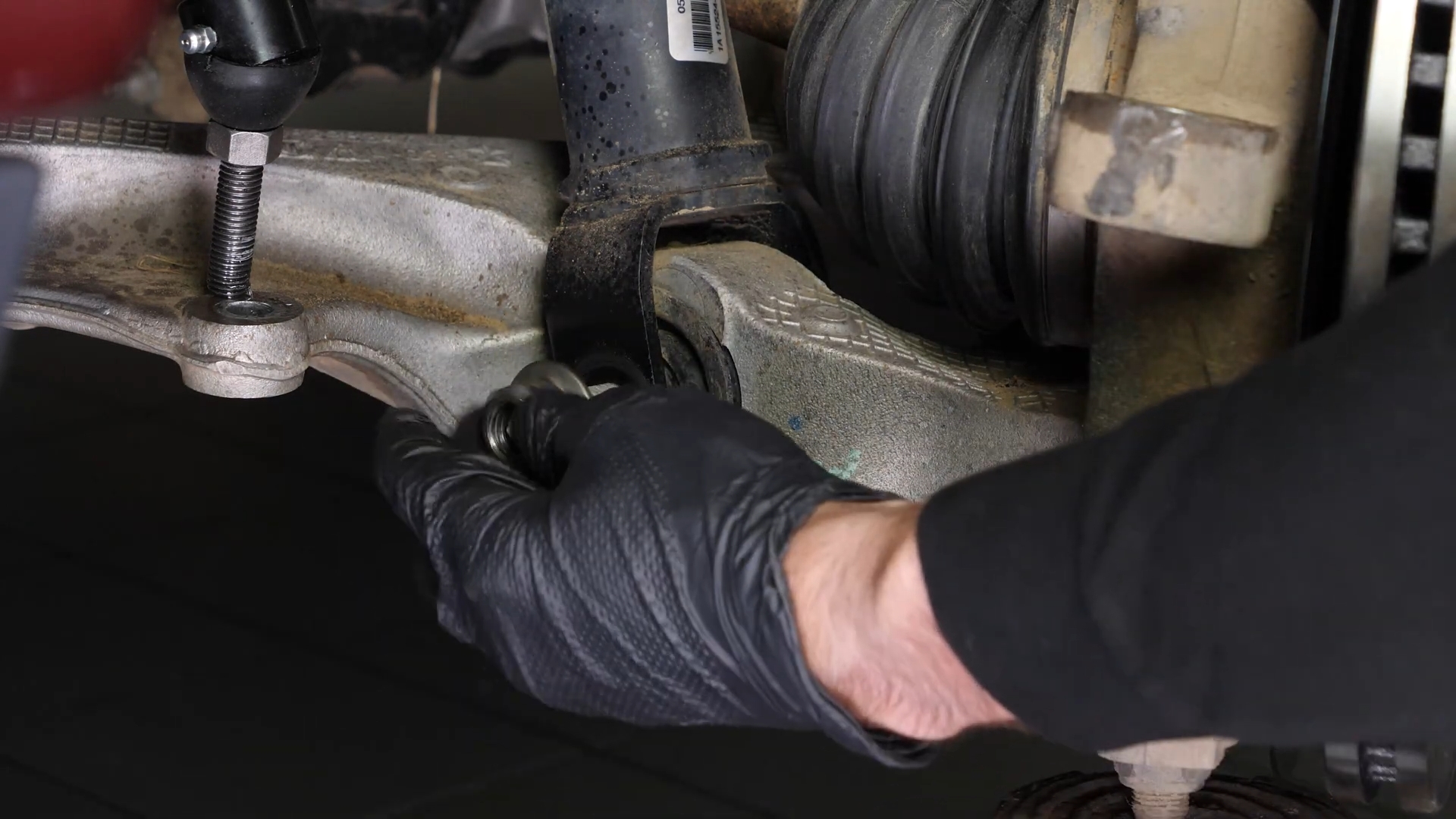 Remove the strut