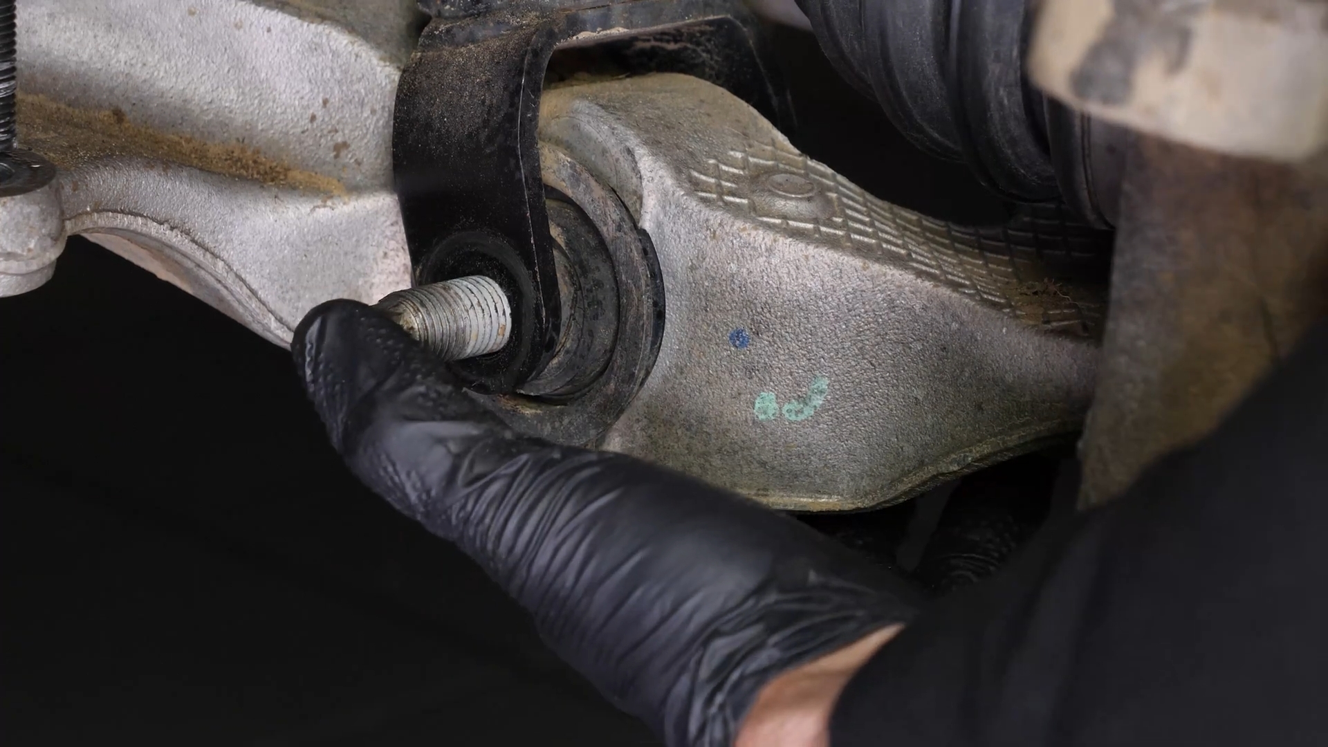 Remove the strut