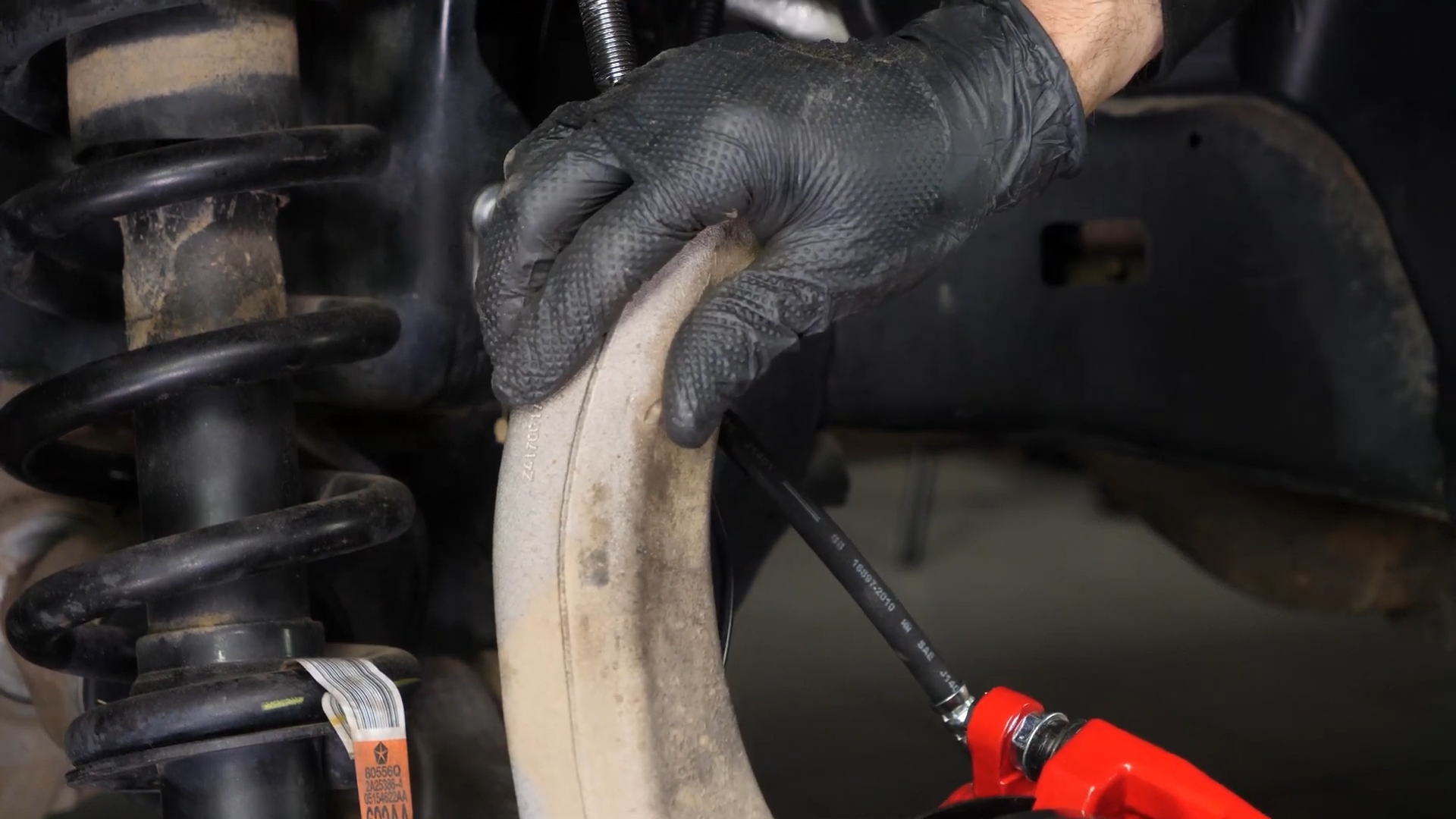 Remove the strut