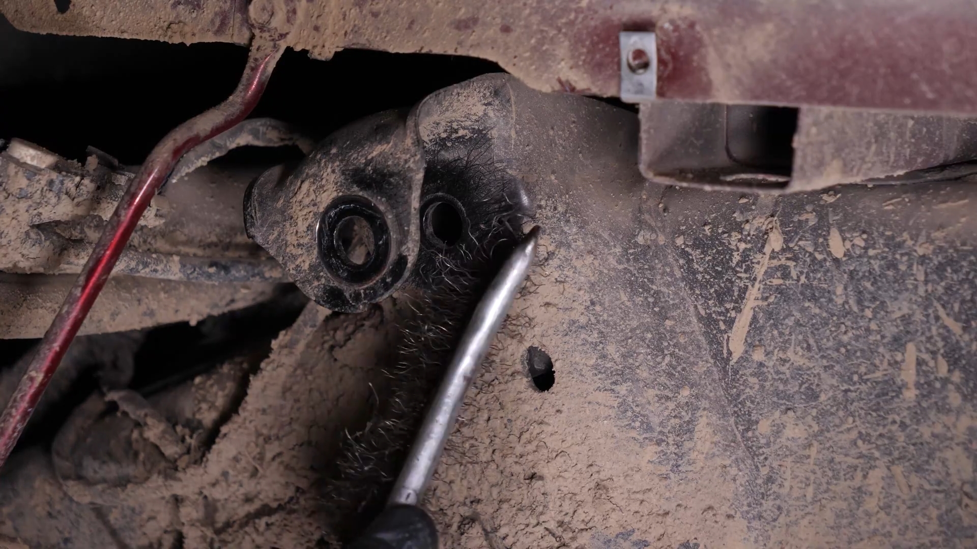 Remove the shock absorber