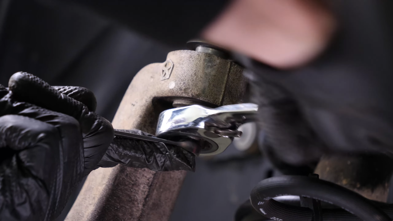 Install the wheel hub