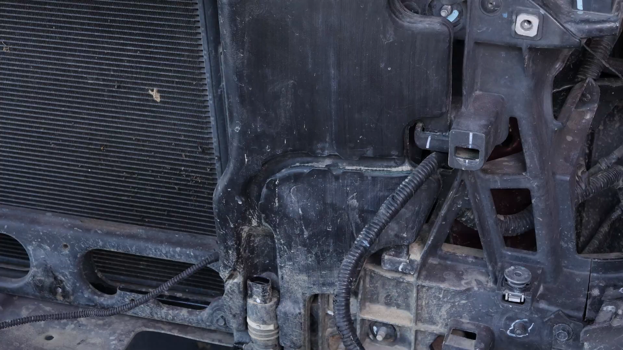 Remove the washer pump fluid reservoir