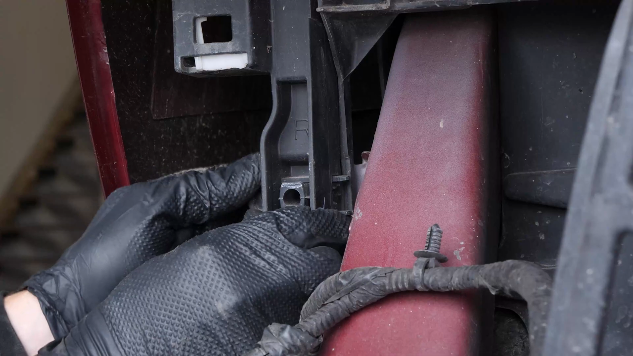 Remove the radiator bracket