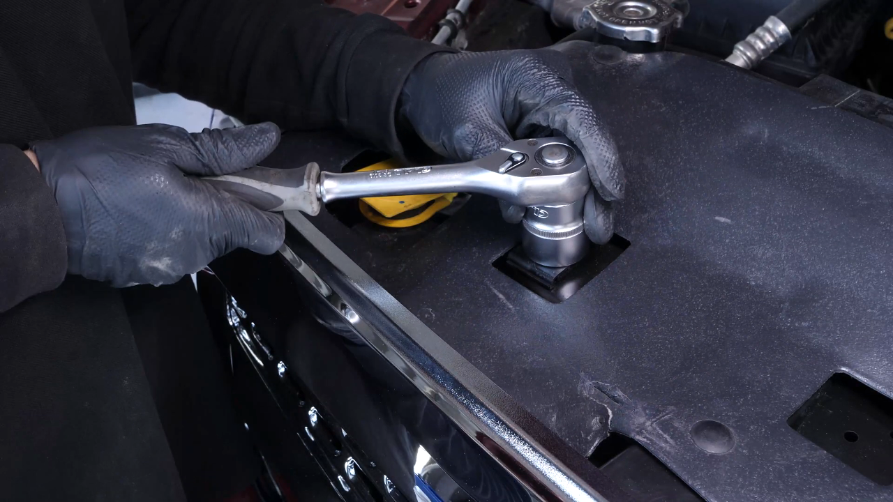 Adjust the hood closing stops