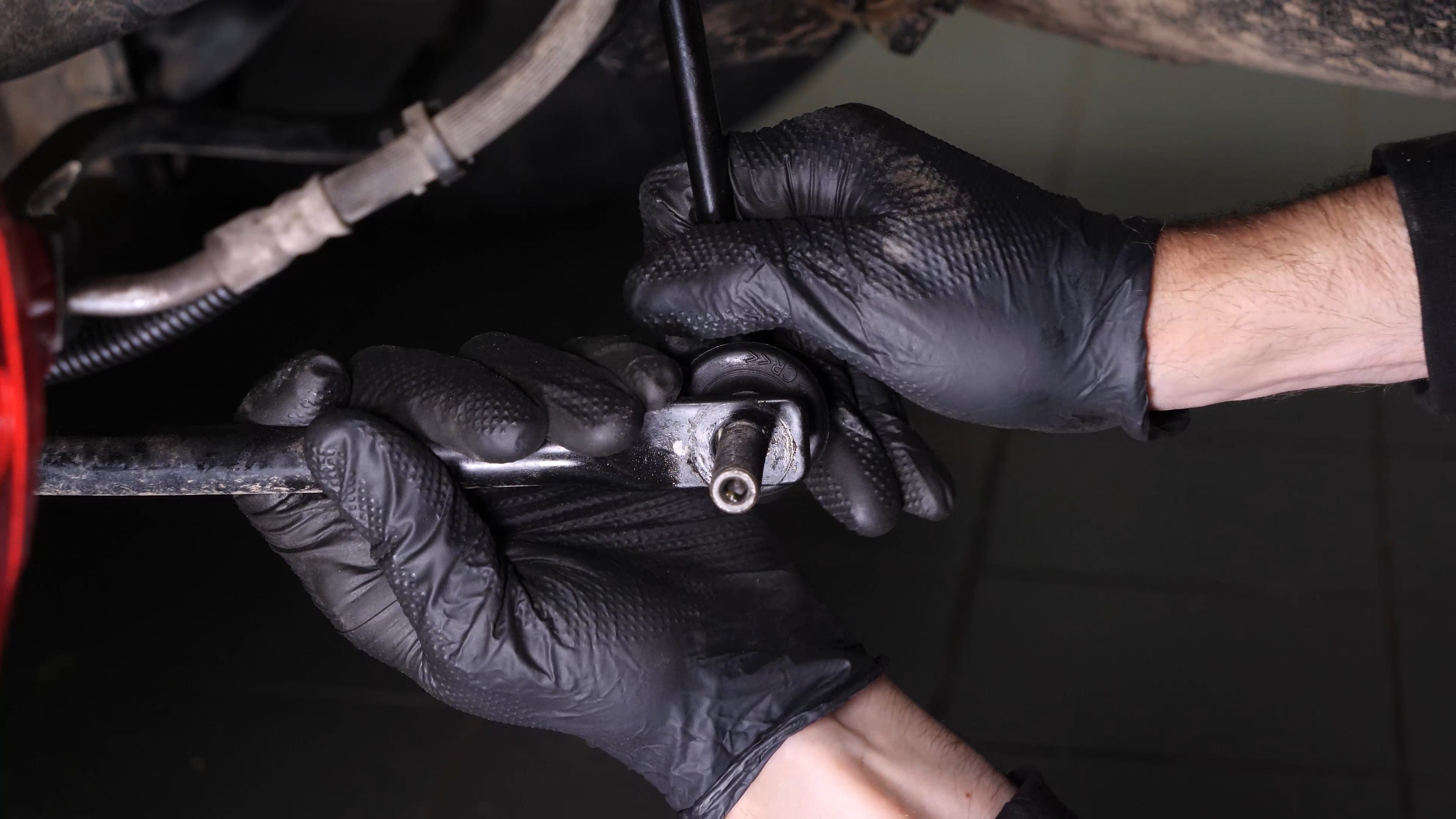 Install the new sway bar end link