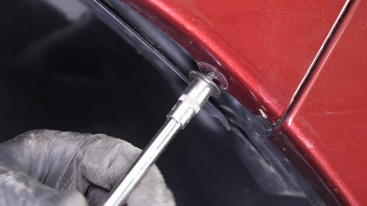 Put the mudguard back in