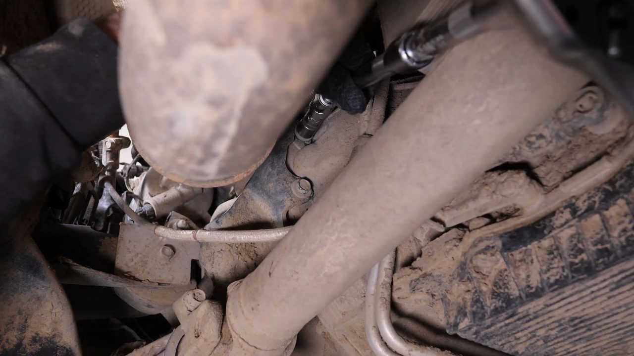 Remove the starter
