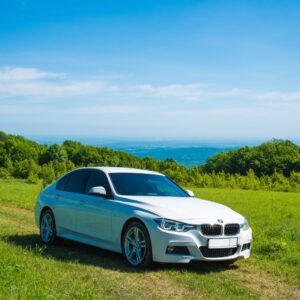 bmw 3 in the countryside