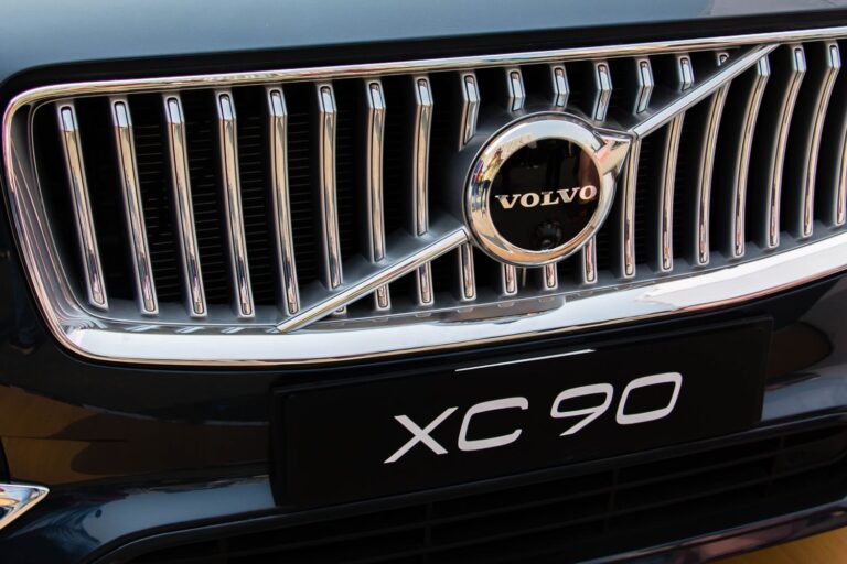 close up shot of volvo xc90 logo