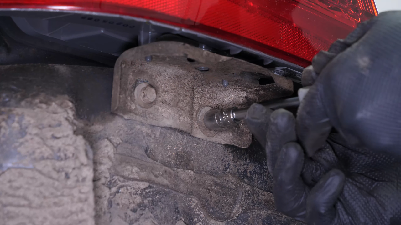 Put the tail light housing back