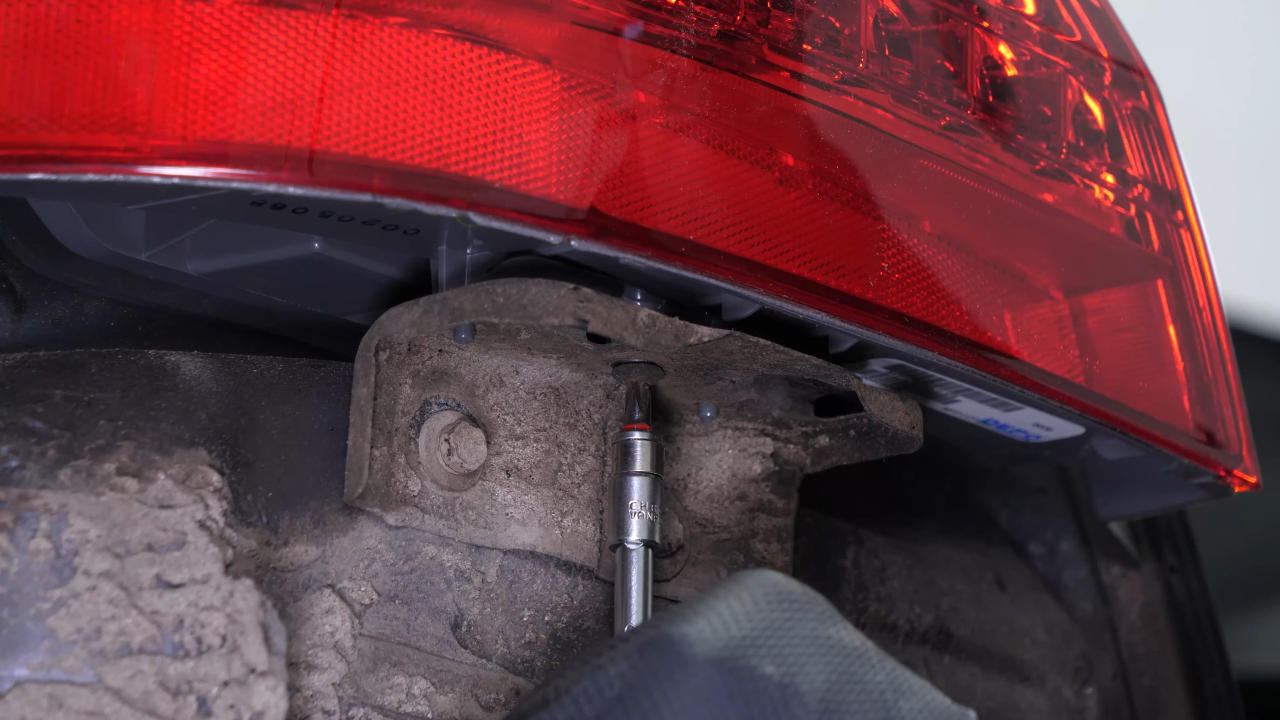 Put the tail light housing back