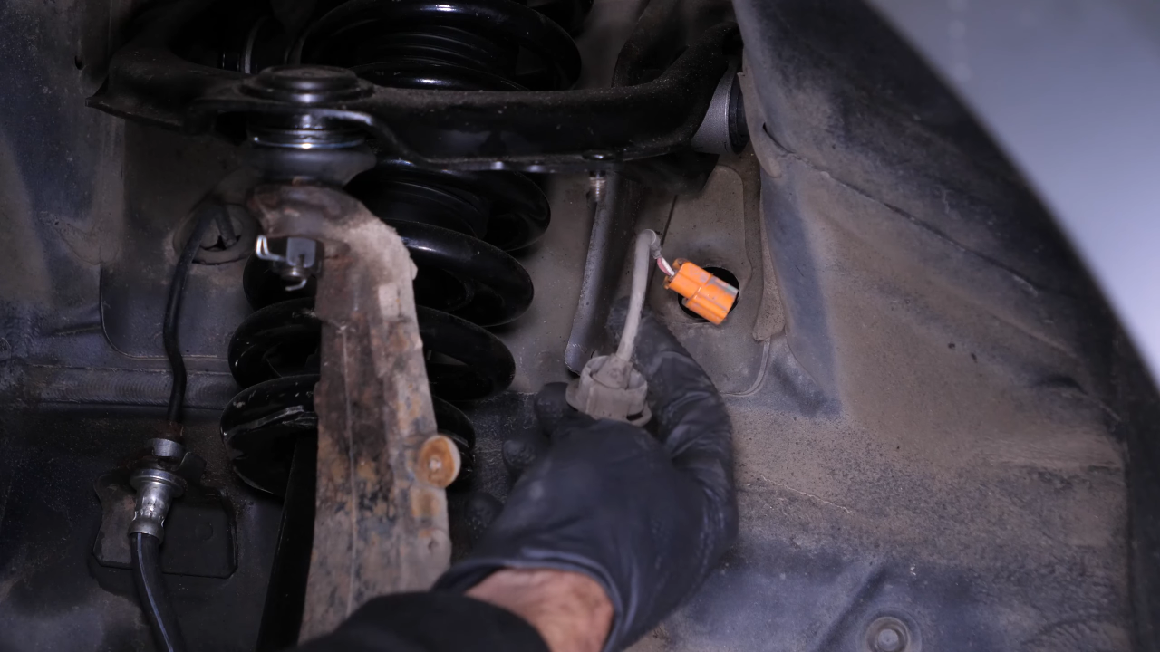 Remove the cable from its housings