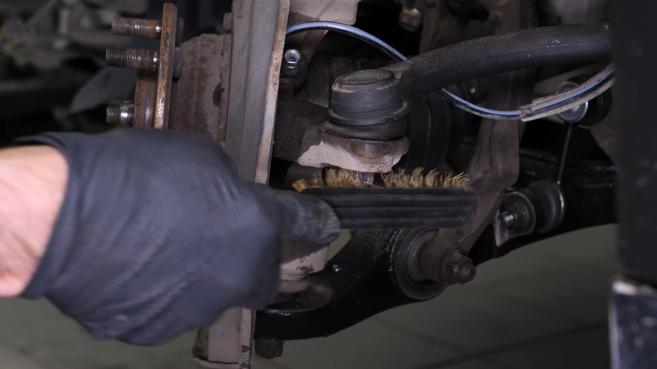 Remove the outer tie rod