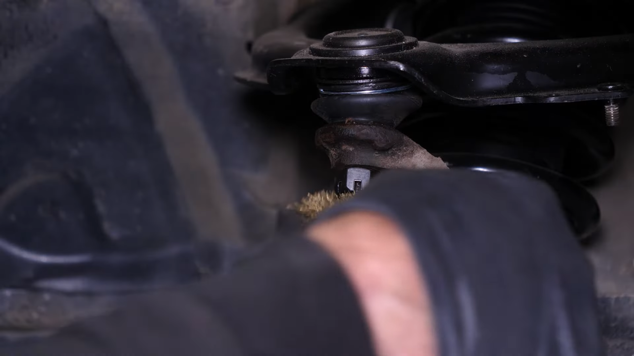 Remove the control arms ball joints