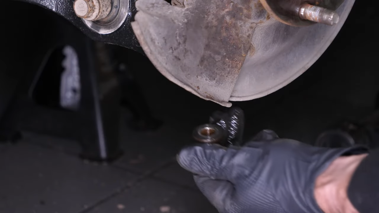 Remove the control arms ball joints