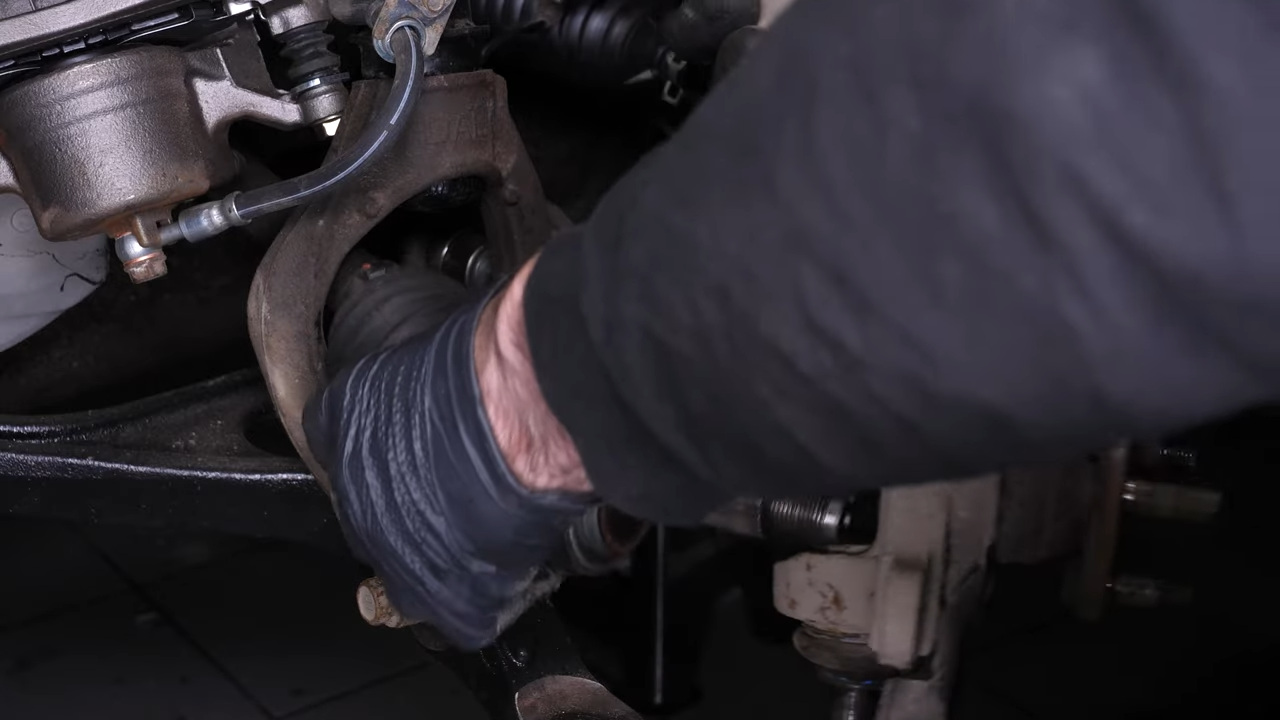 Remove the control arms ball joints