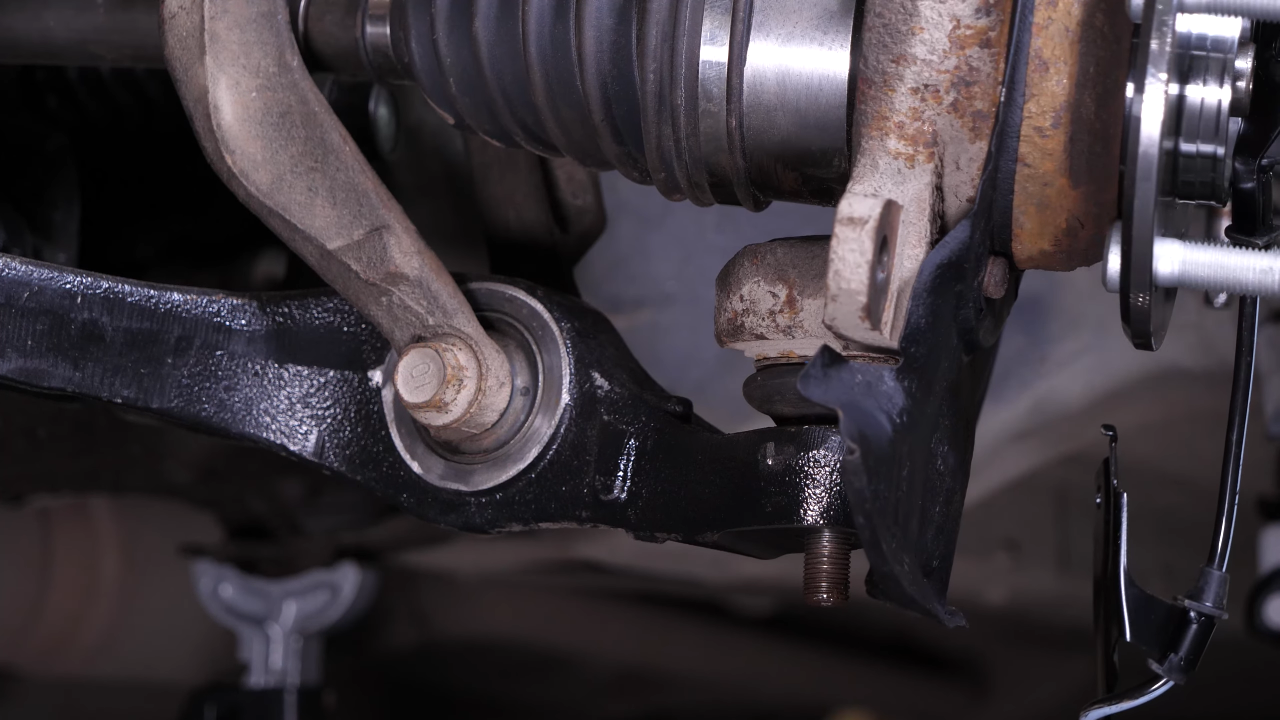 Put the wheel knuckle back