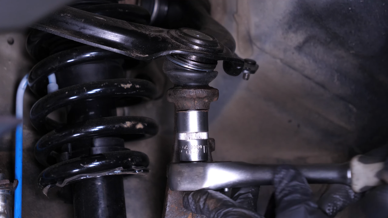Put the wheel knuckle back