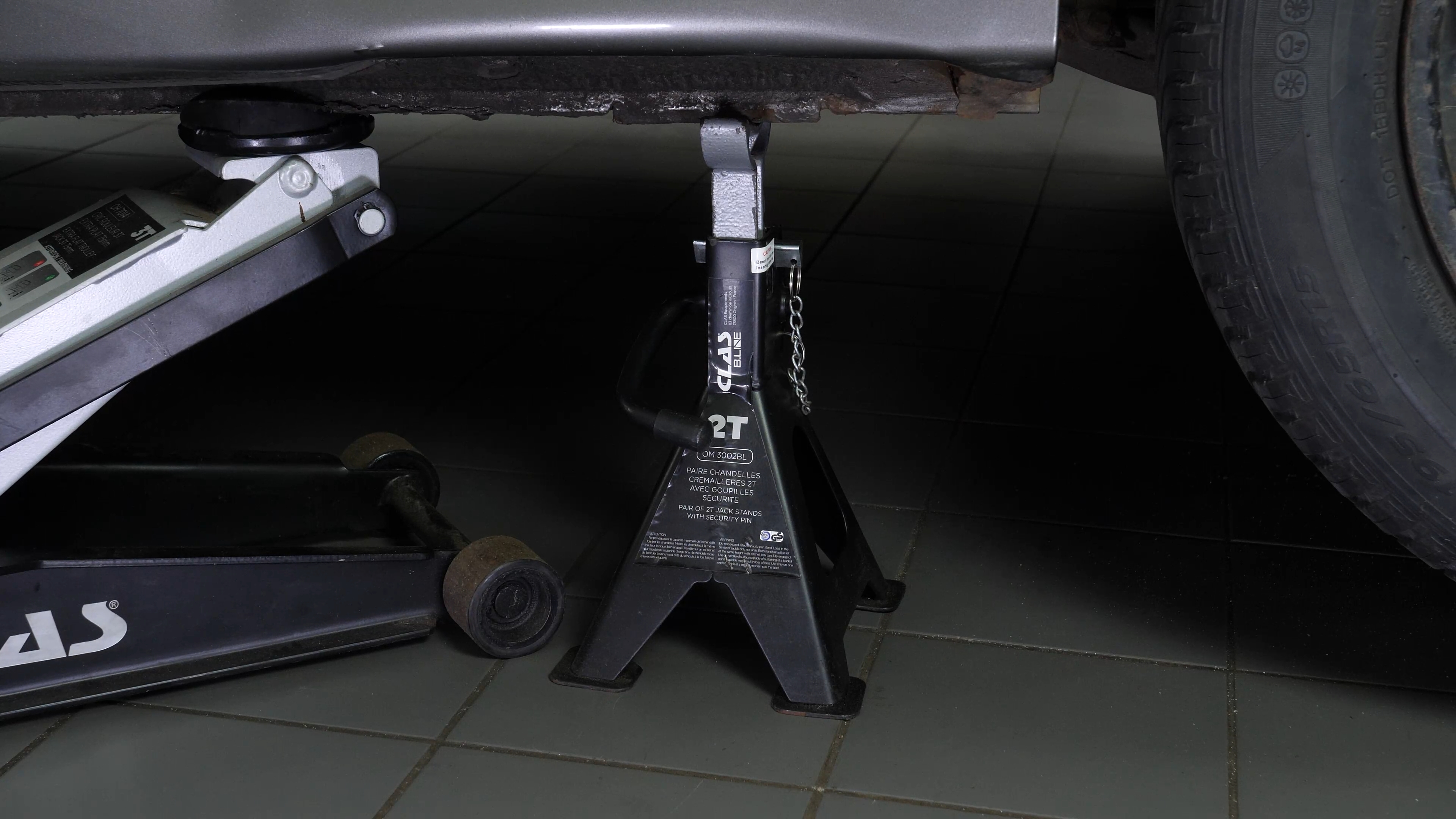 Rear lifting