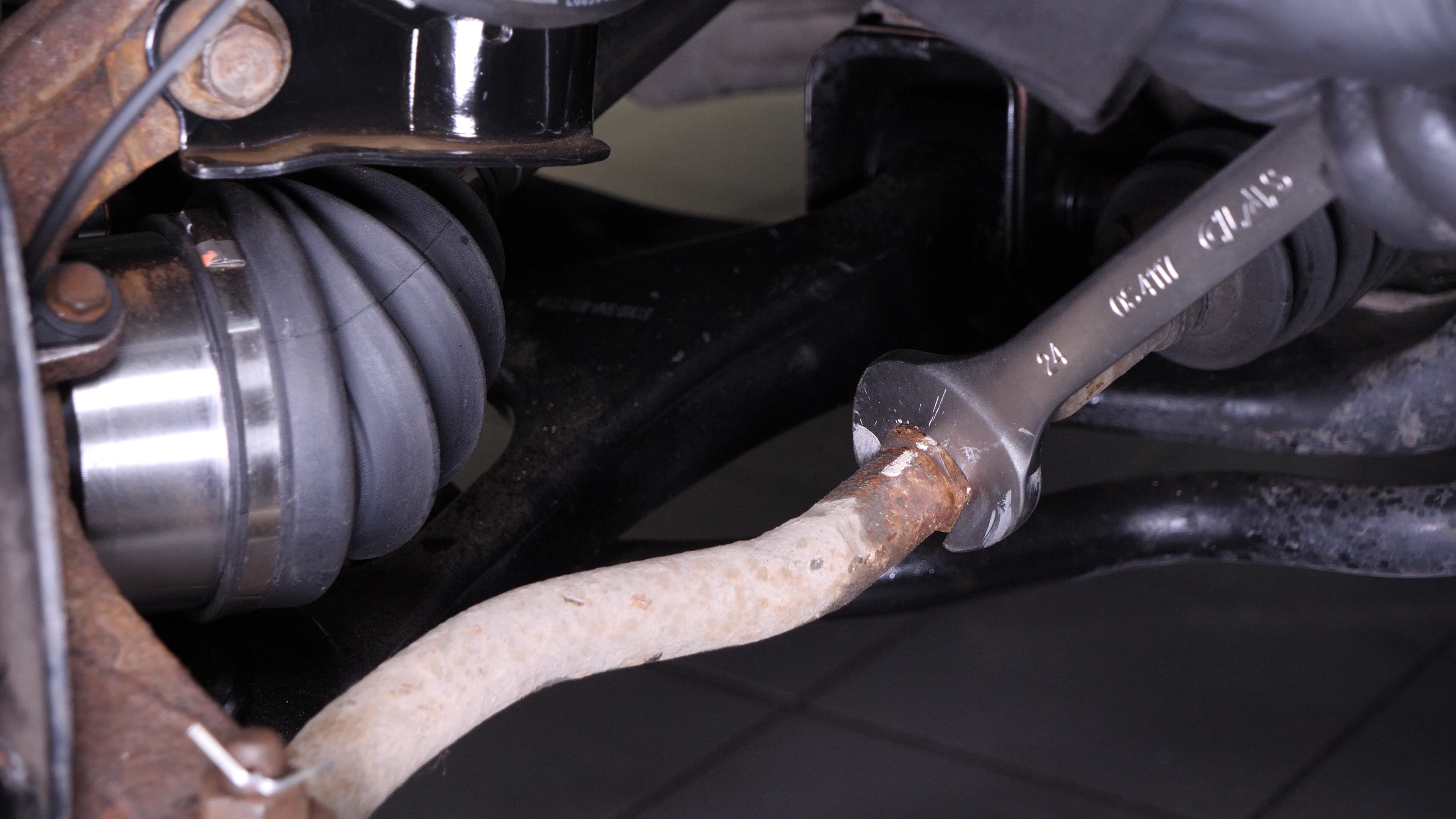 Remove the outer tie rod