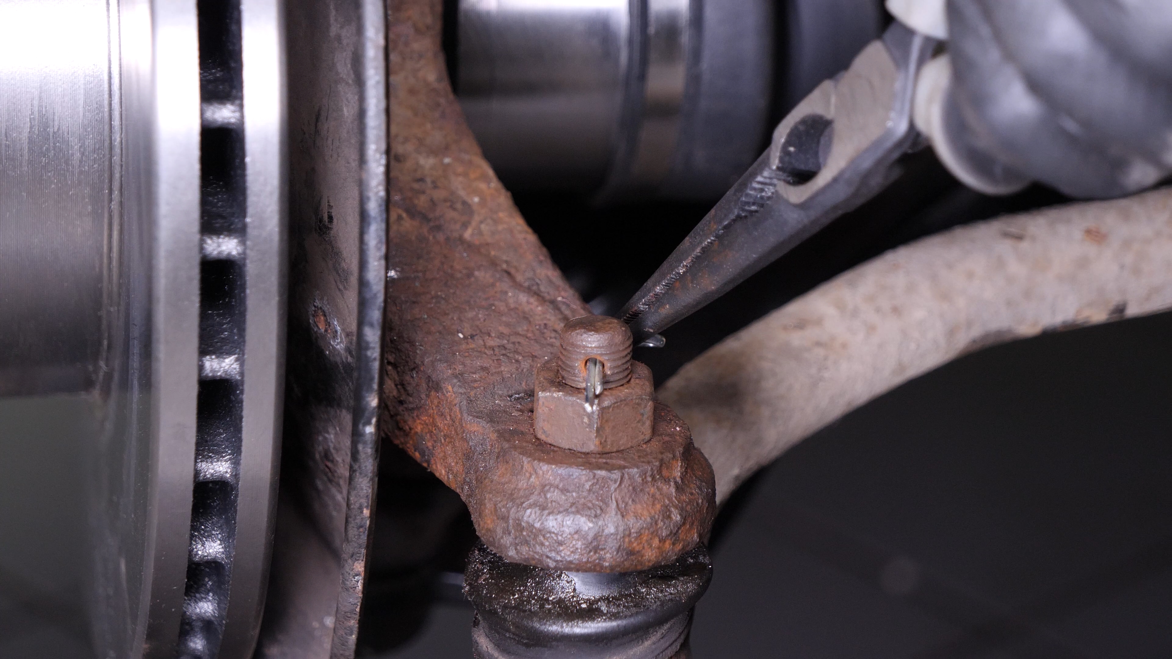 Remove the outer tie rod