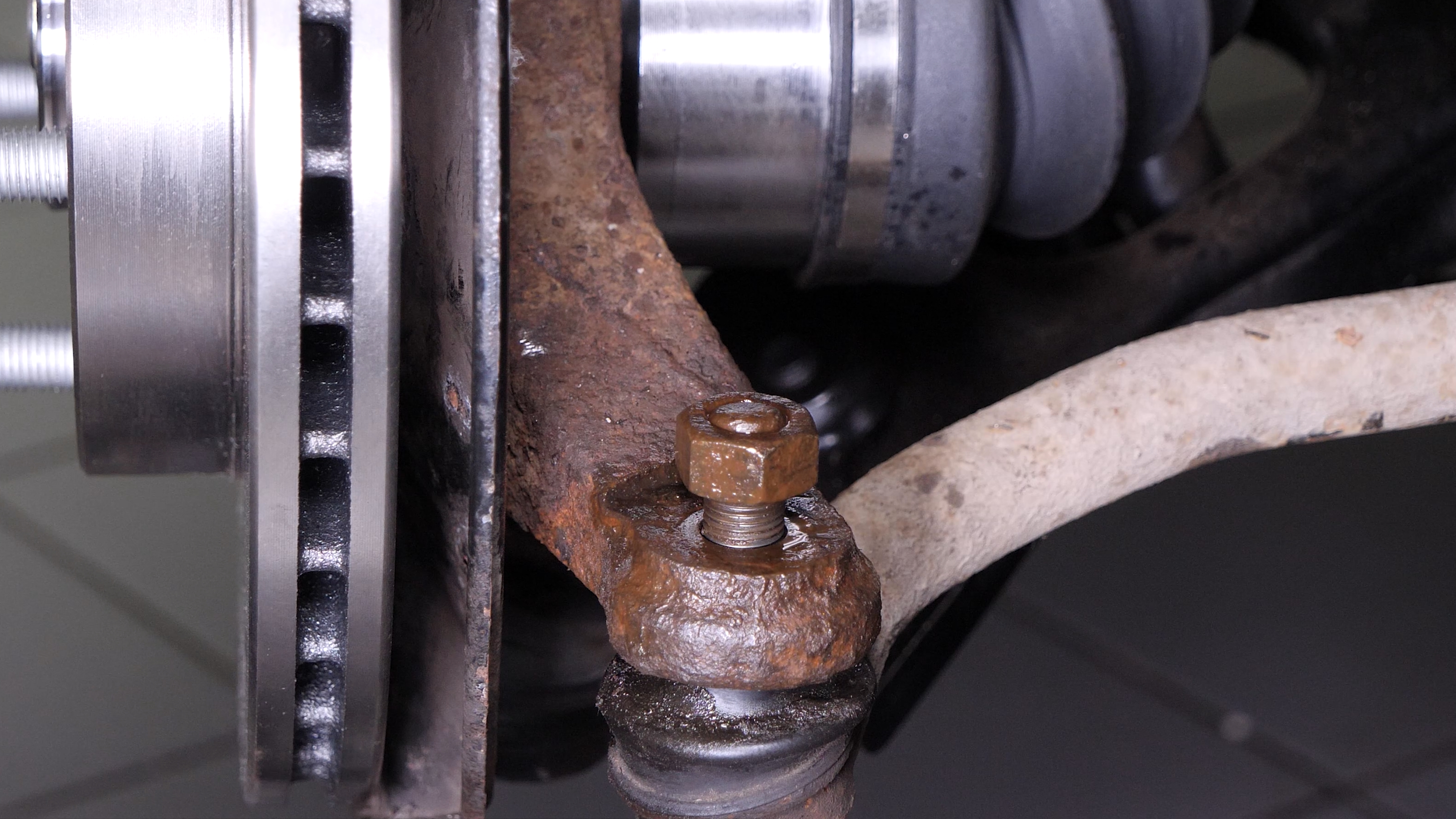 Remove the outer tie rod