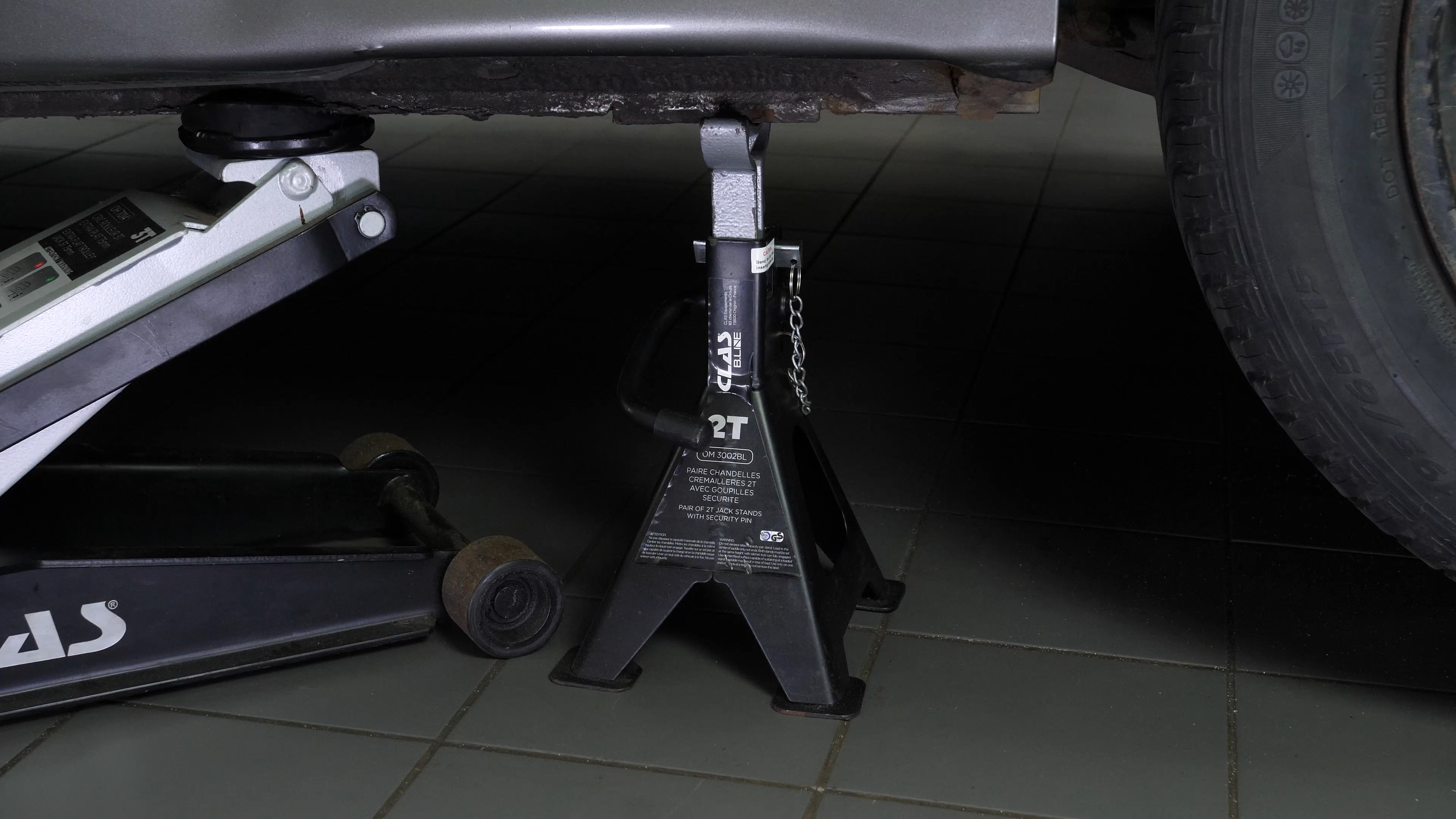 Lift the vehicle