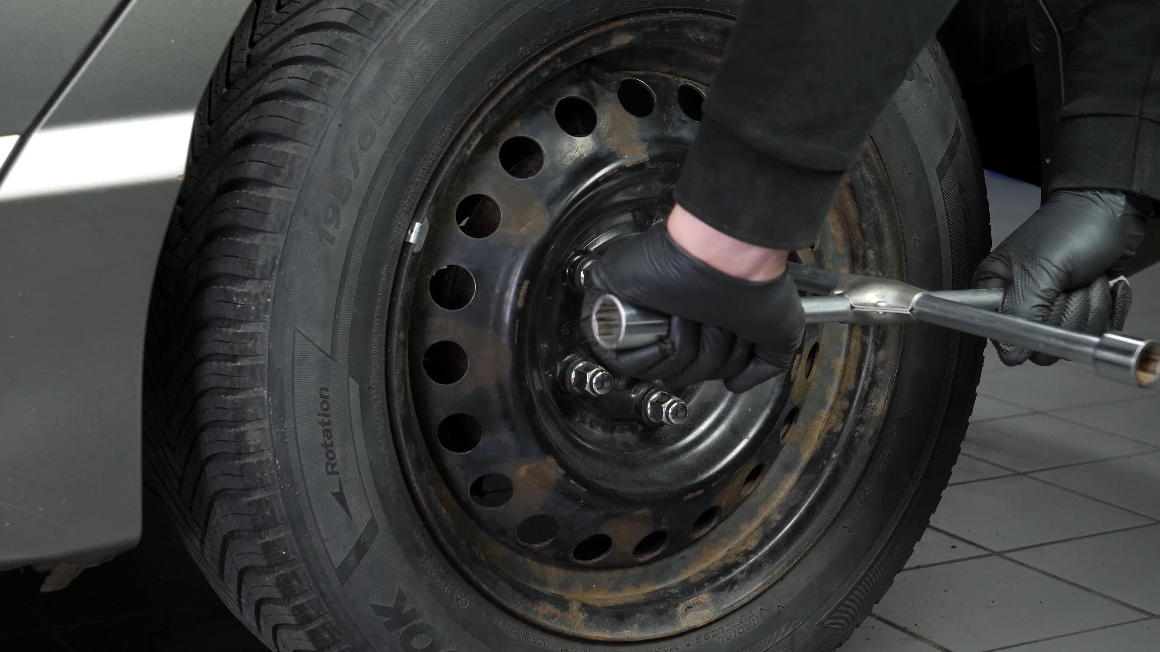 Lift the vehicle