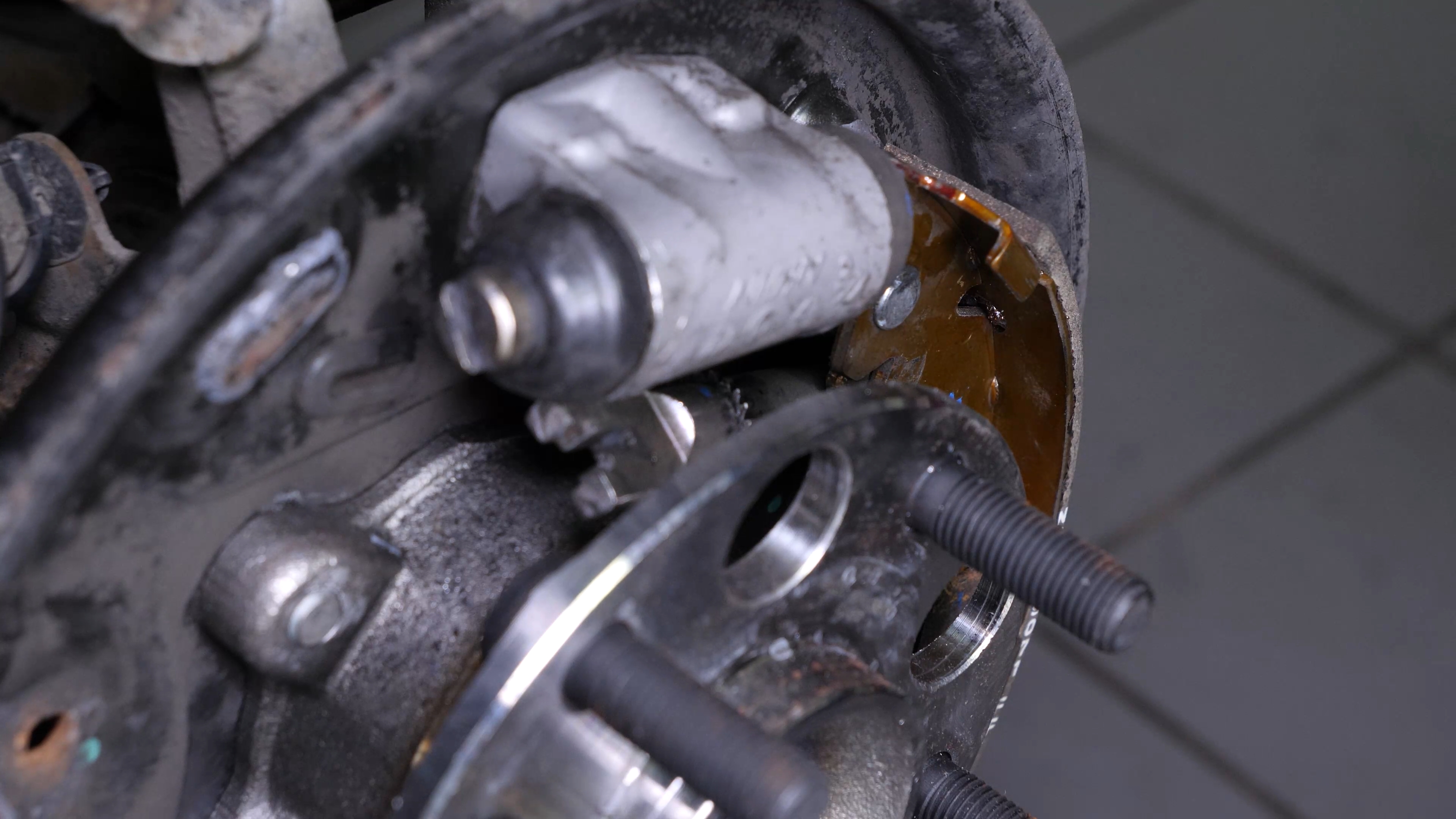 Remove the brake shoes