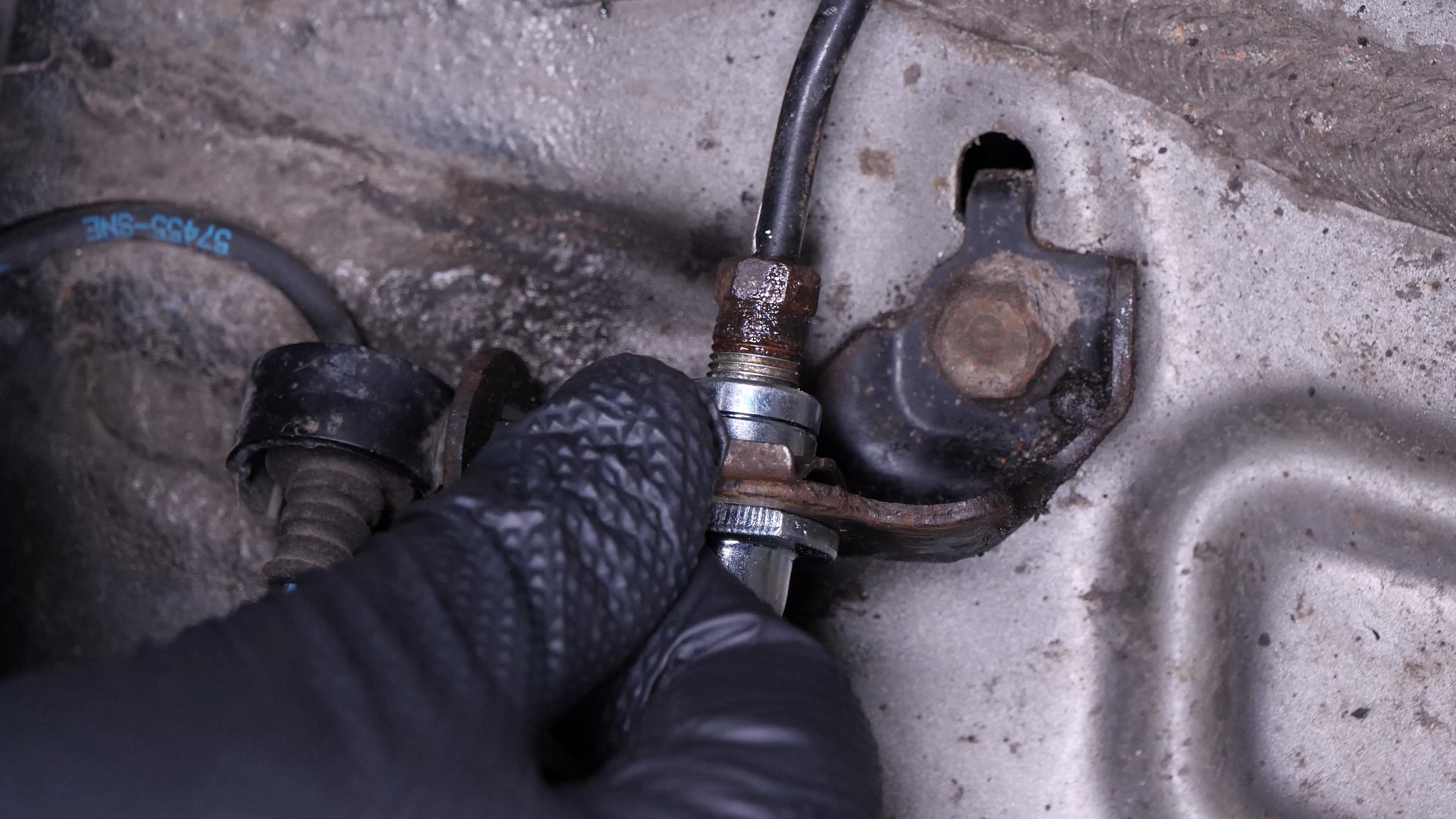 Install the new brake hose