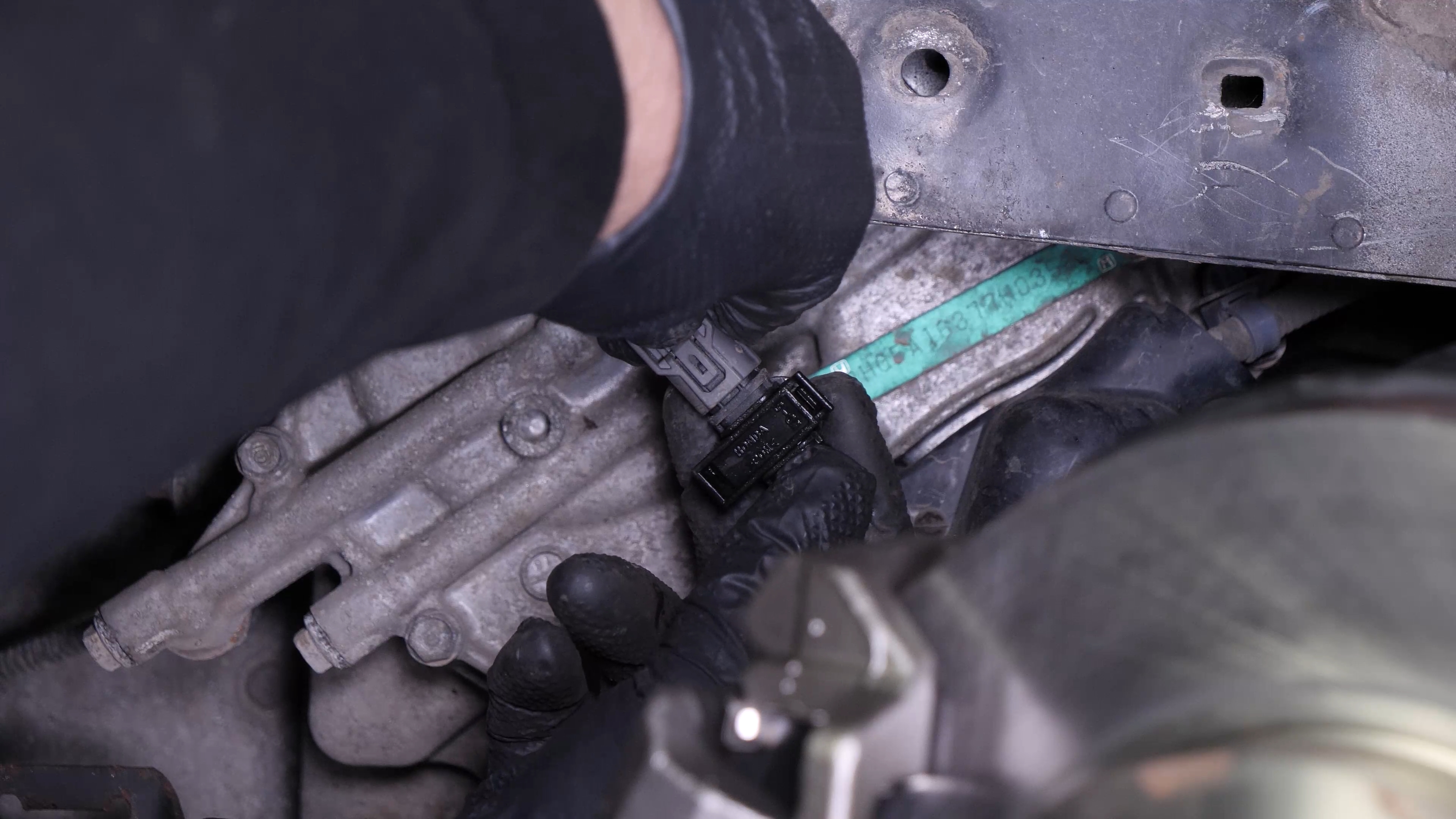 Disconnect the electric connector