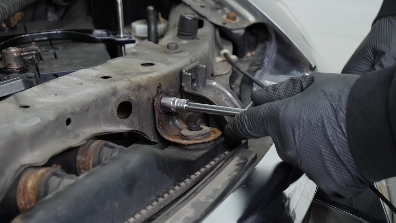 Remove the radiator support