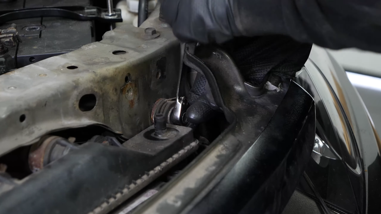 Remove the radiator support