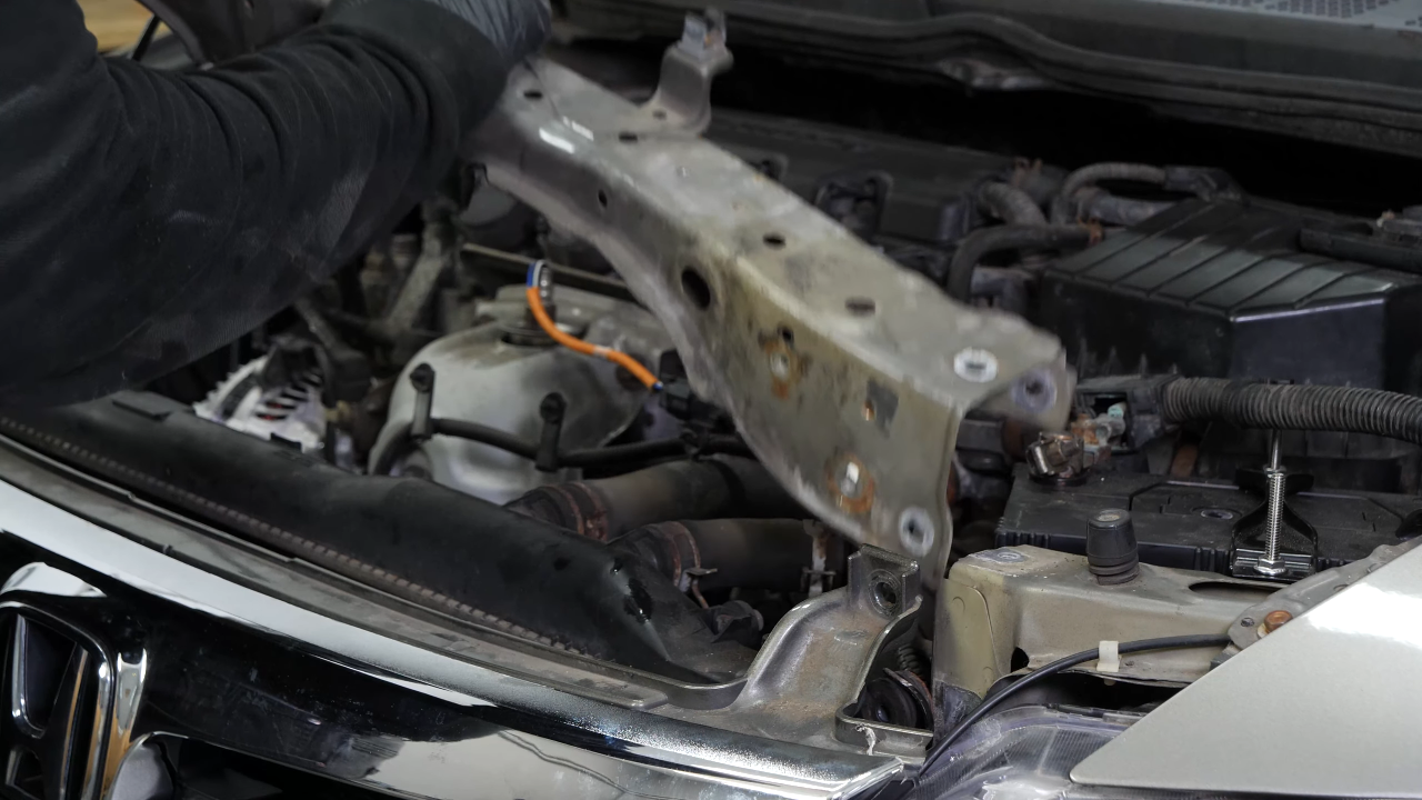 Remove the radiator support