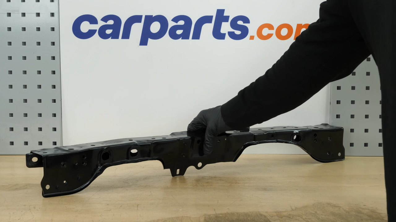 Install the new radiator support