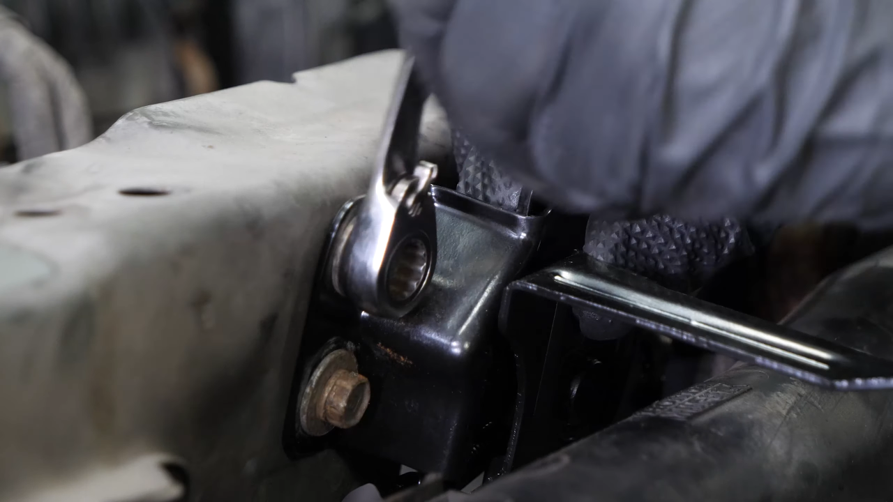 Put the radiator support cover back