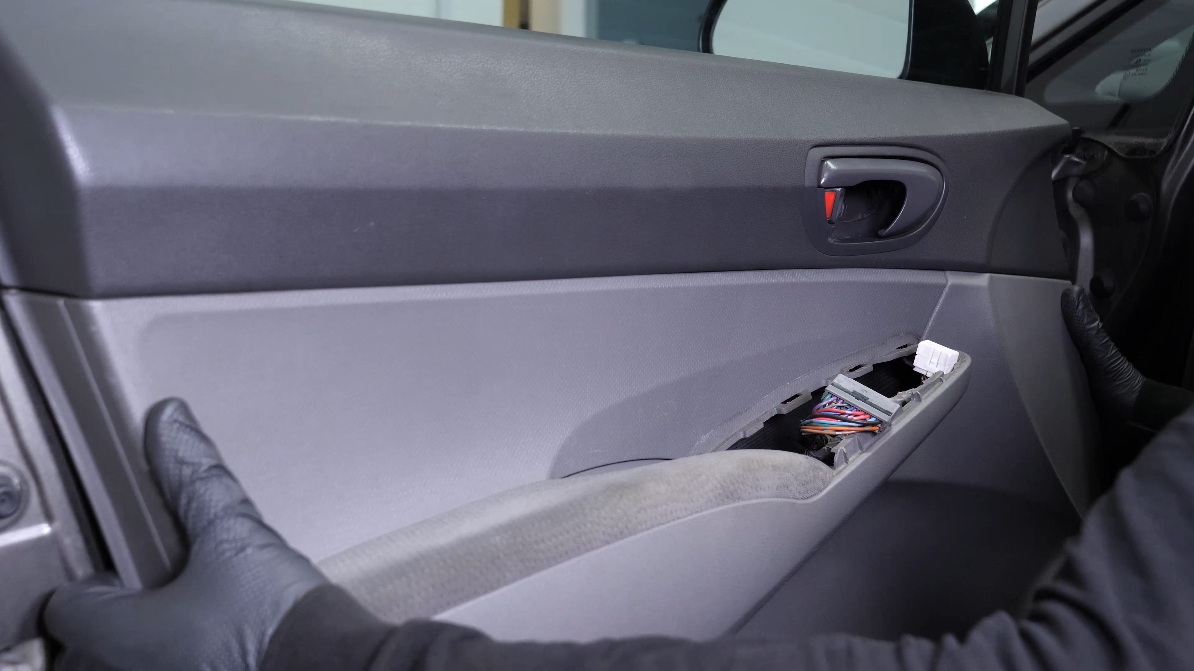 Remove the door trim