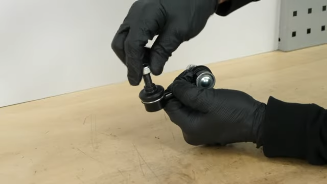 Install the new sway bar end link