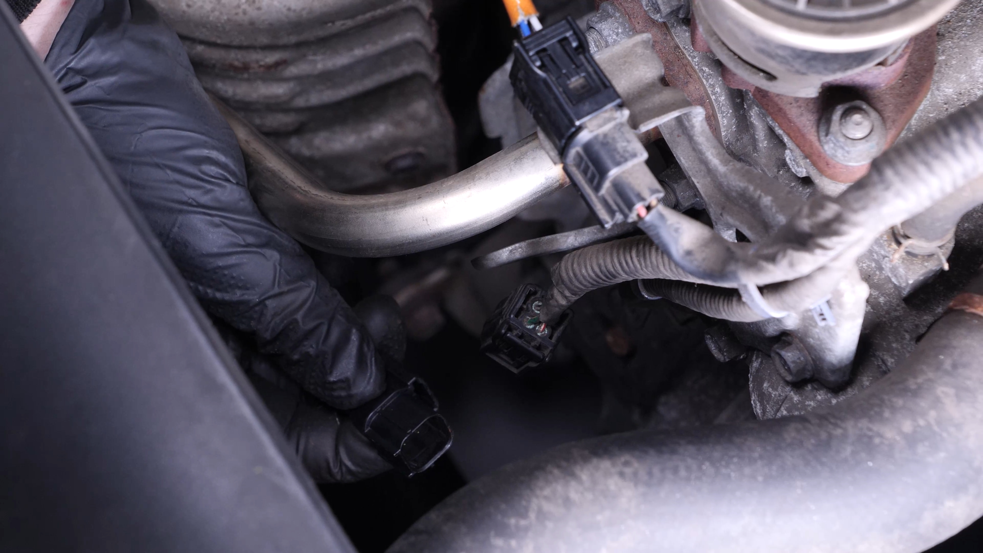 Put the oxygen sensor back in