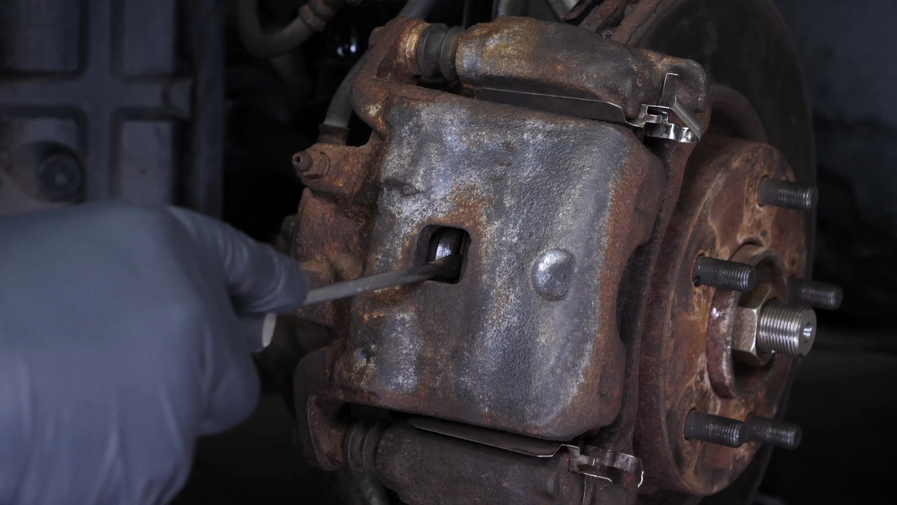 Retract the piston