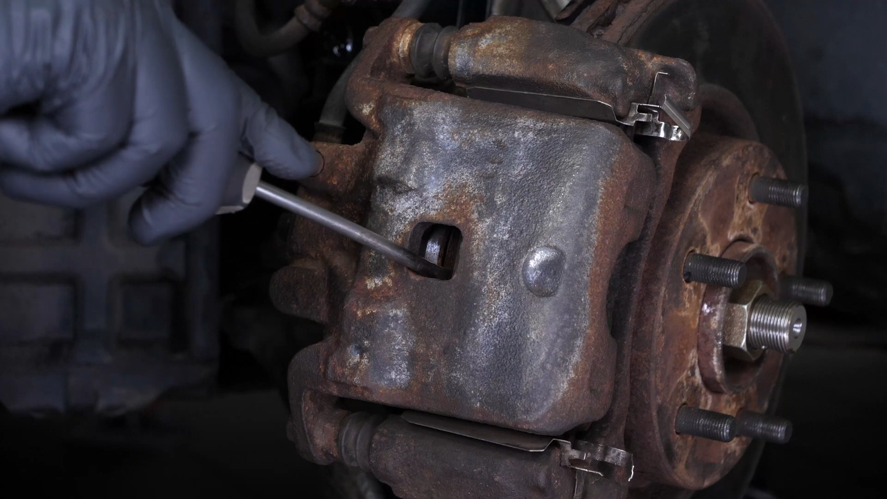 Retract the piston