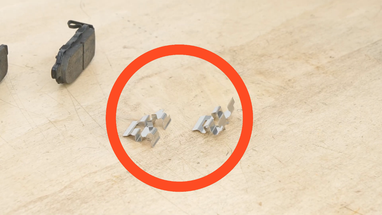 Install the new anti-rattle clips
