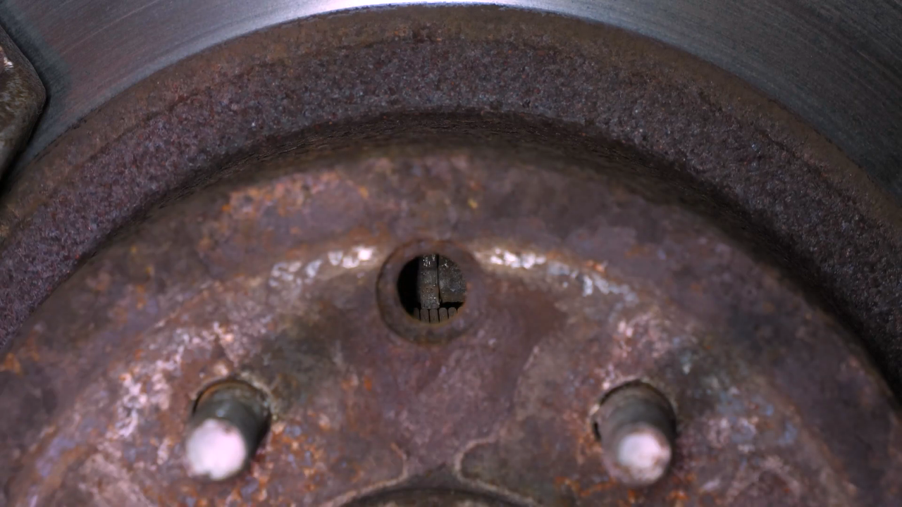 Retract the piston