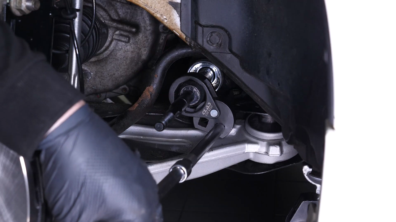 Install the new inner tie rod