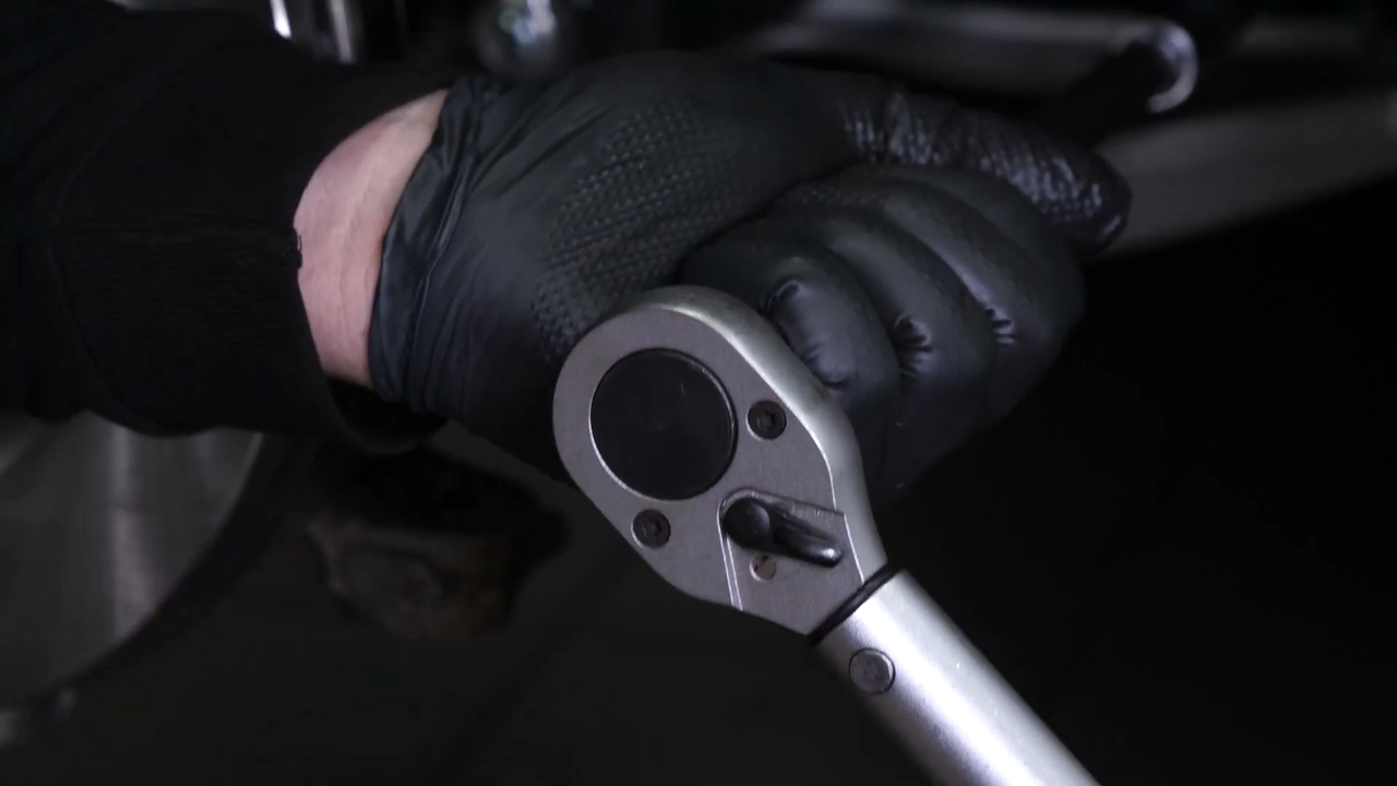 Install the new inner tie rod