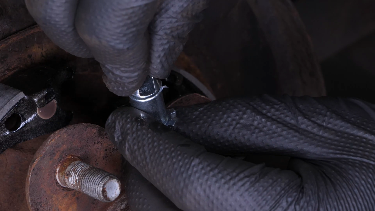 Install the new adjuster